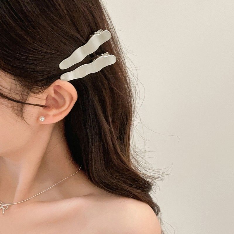 Matte or Glossy Silver Hair Cl - Tippet Line のレビューと価格